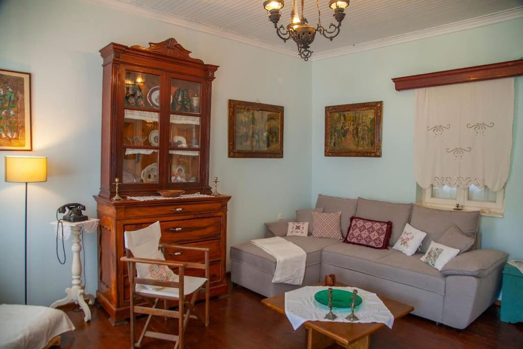 The Magnolia Villa Скопелос Екстериор снимка