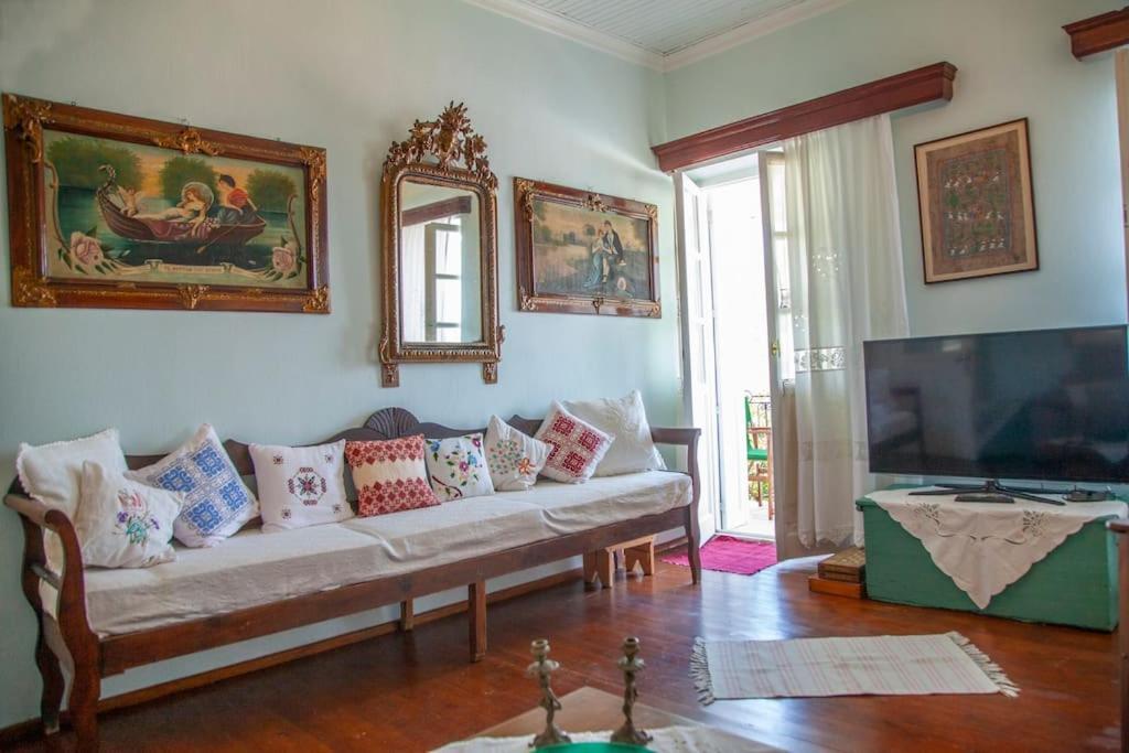The Magnolia Villa Скопелос Екстериор снимка